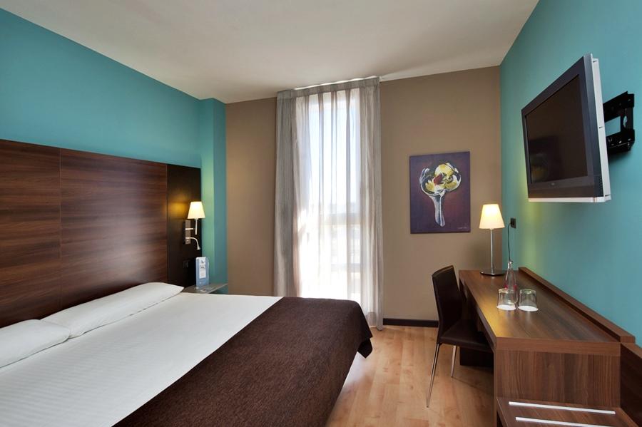 Eurostars Rey Fernando Hotel Zaragoza Exterior photo