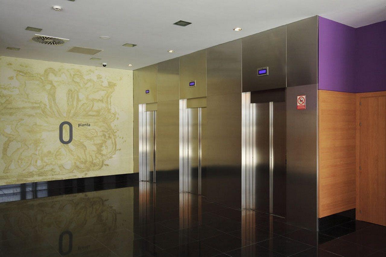 Eurostars Rey Fernando Hotel Zaragoza Exterior photo