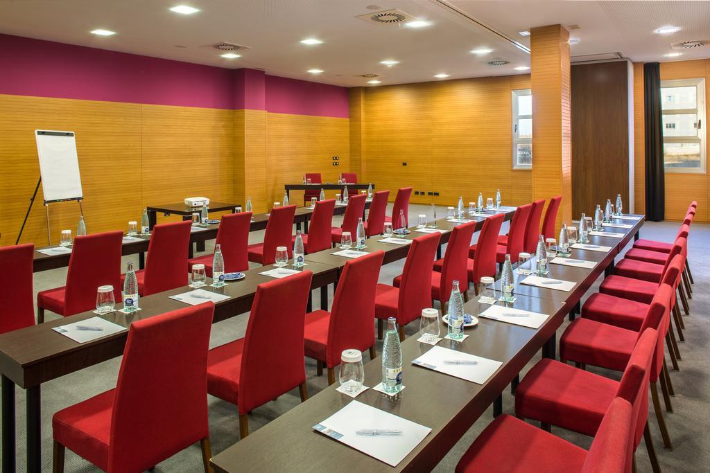 Eurostars Rey Fernando Hotel Zaragoza Exterior photo
